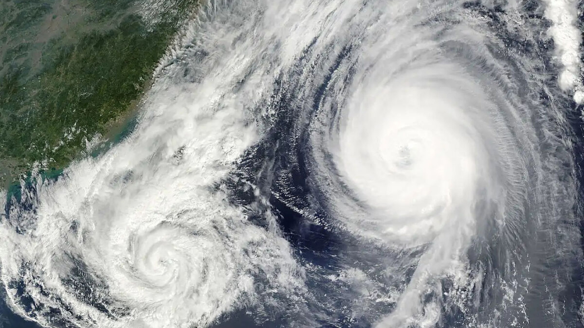 US East Coast threatened by possible monster storm with devastating ...