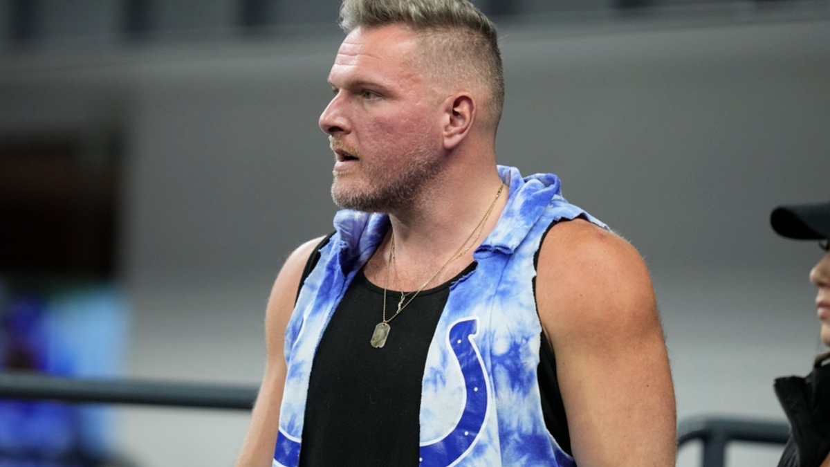 Pat McAfee has reportedly 'banned' Adam Schefter from his show | MARCA