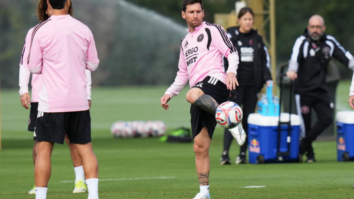 Reporting related to messi age