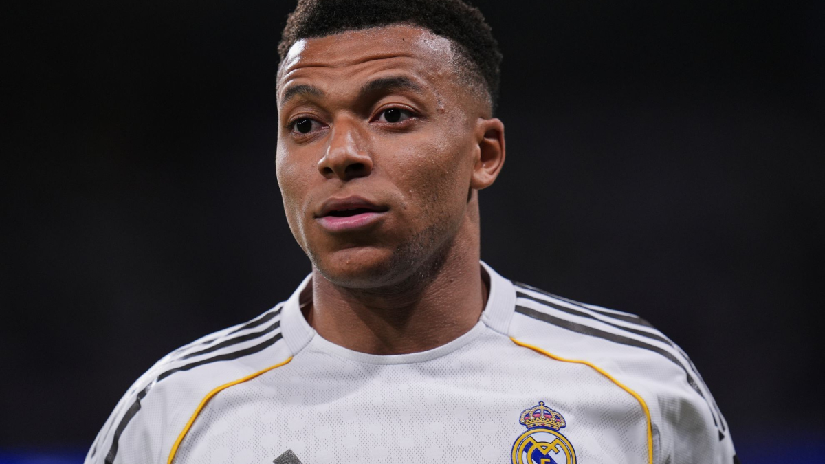 Mbappé Secures Champions League Top Scorer Award with 15 Goals — image 1