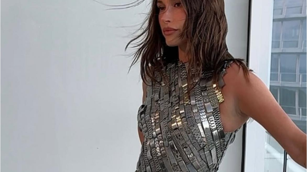 metallic prom dress Metallic Keyhole Spaghetti Strap Long Prom Dress with Slit, Gold / 00
