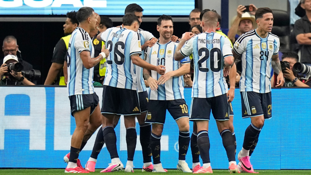German legend goes all out against Argentina: "It didnt have much to do with football" - MARCA thumbnail