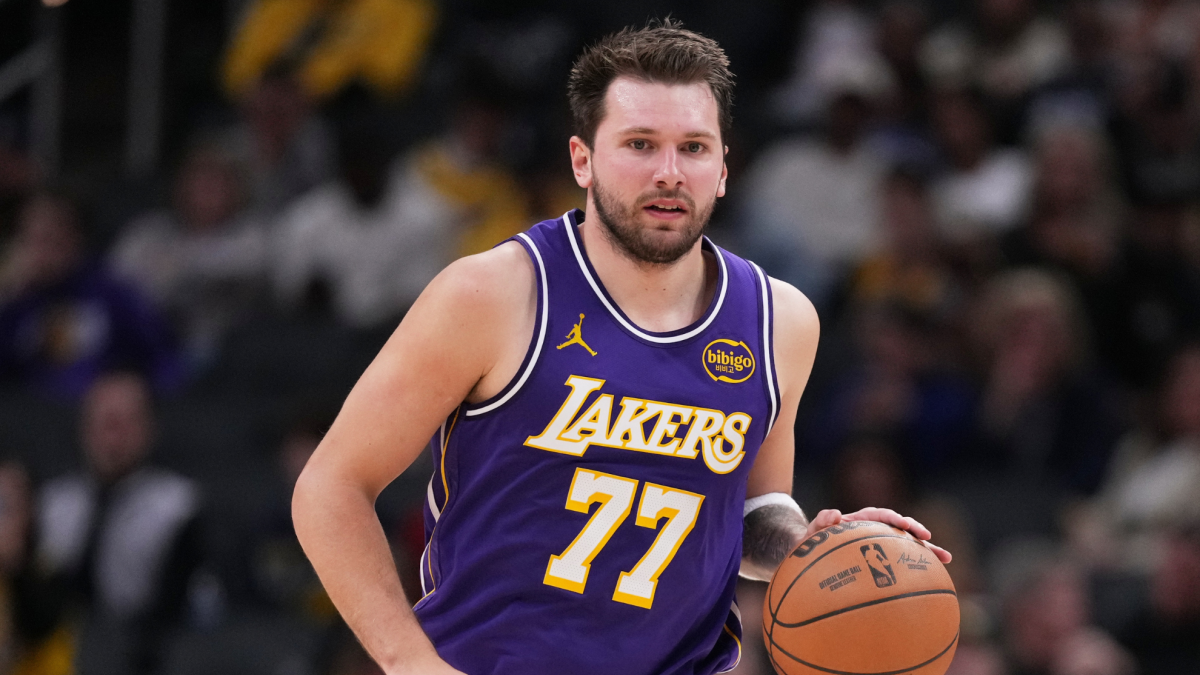 Get your tickets to watch Los Angeles Lakers vs Golden State Warriors