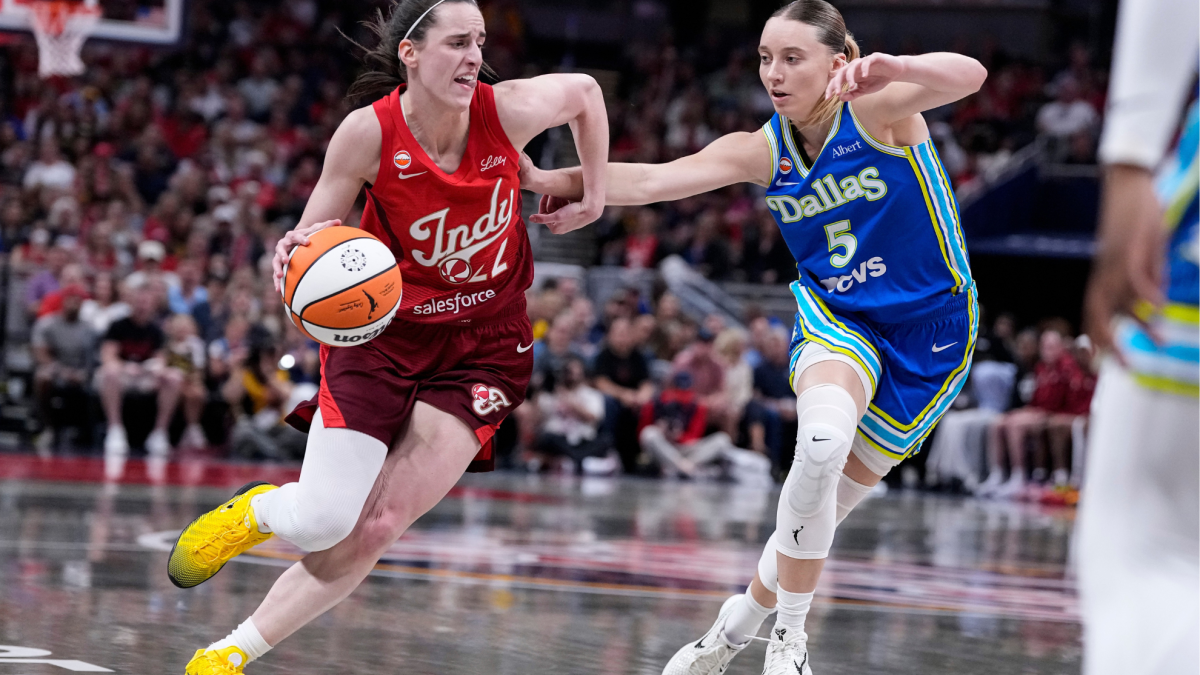 Caitlin Clark scares everyone with in-game injury, makes WNBA history and takes lead over Paige Bueckers