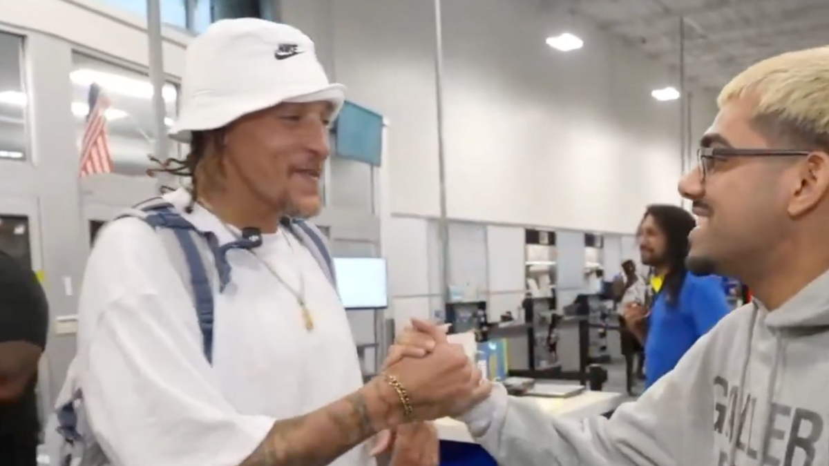 Ex NBA star Delonte West receives a life changing miracle to get his life back