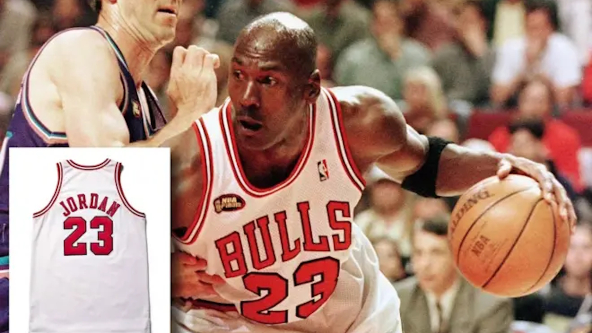 A Jordan jersey could be the most valuable sports item in history: $100 million!