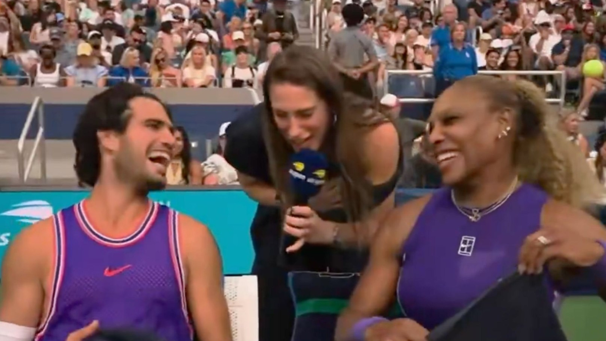 Serena and Venus Williams receive a last-minute wild card to play doubles at the U.S. Open