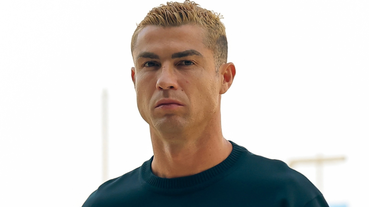 كريستيانو رونالدو من المقرر أن يغادر النصر عاجلاً أم آجلاً كما يقول صحفي سعودي متصل