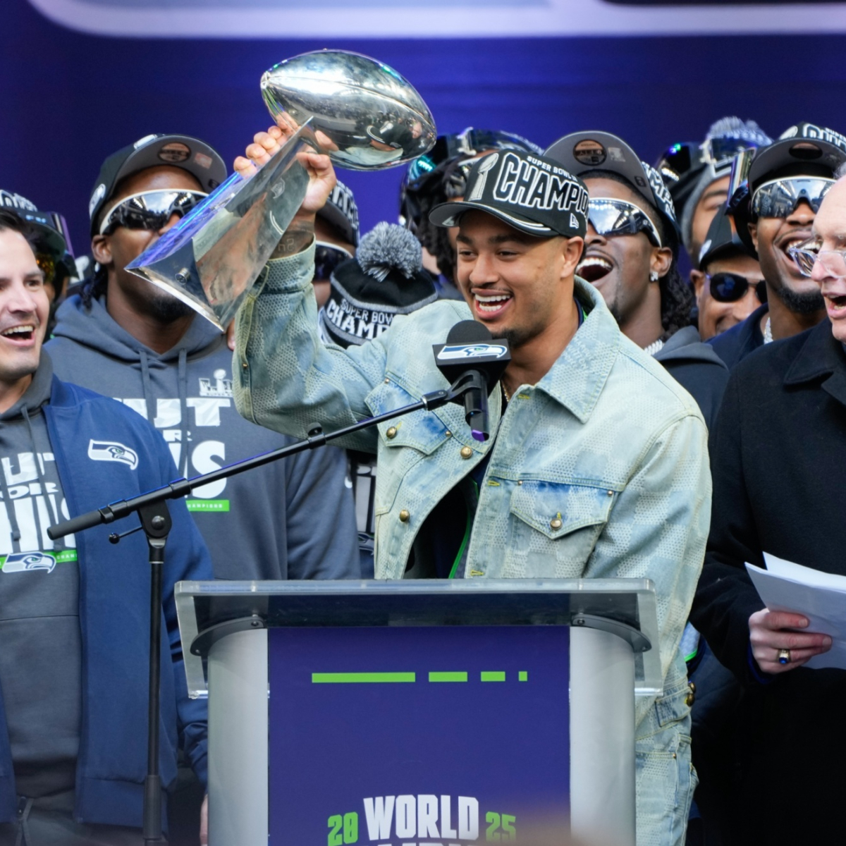 Seahawks star Jaxon Smith-Njigba sends bold 'Back 2 Back' message to NFL  rivals | MARCA