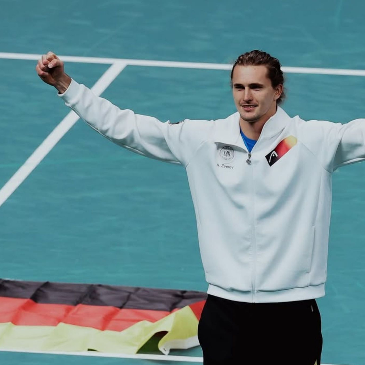 Alexander Zverev goes from the court to the grill during his