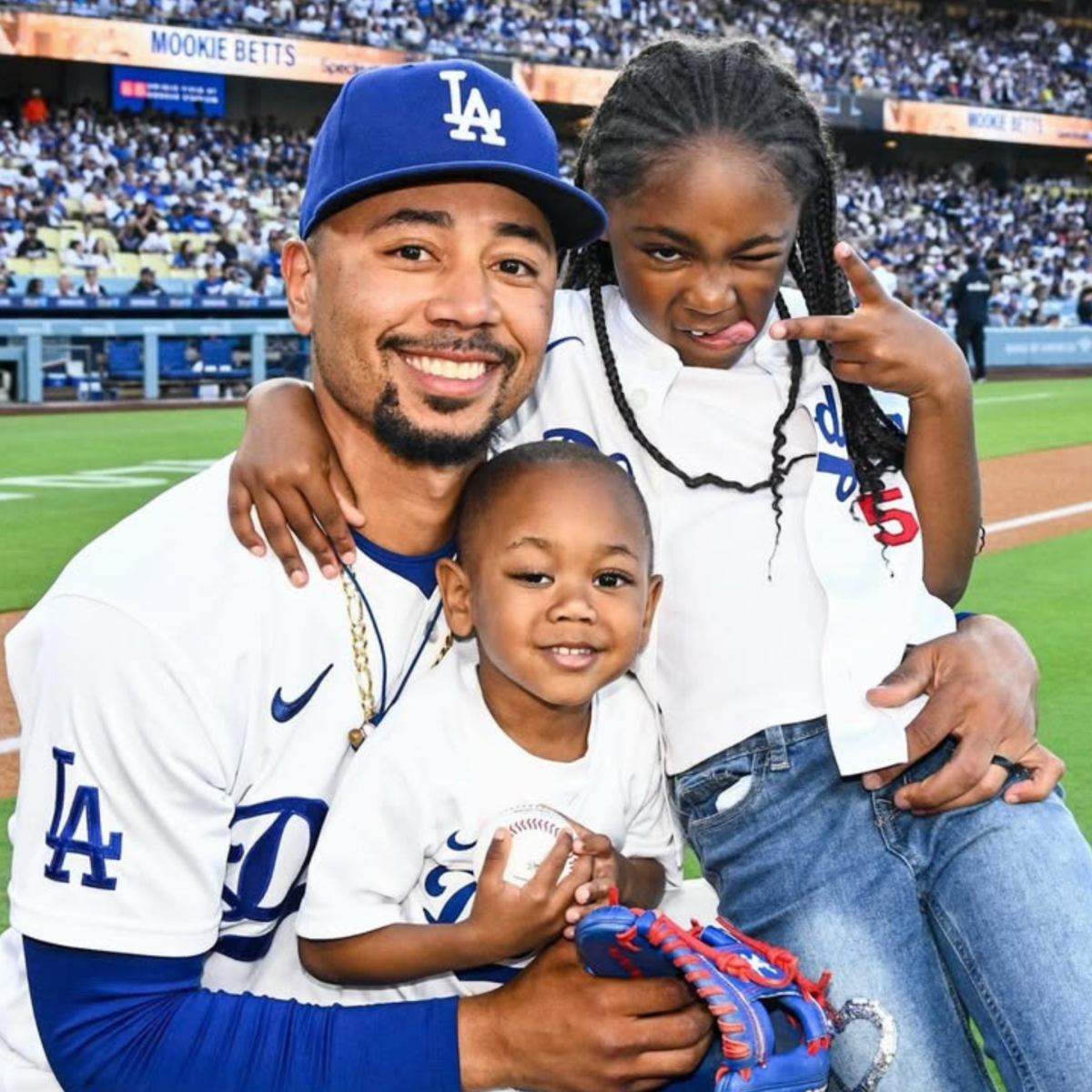 Mookie Betts shares unforgettable moment with his son before