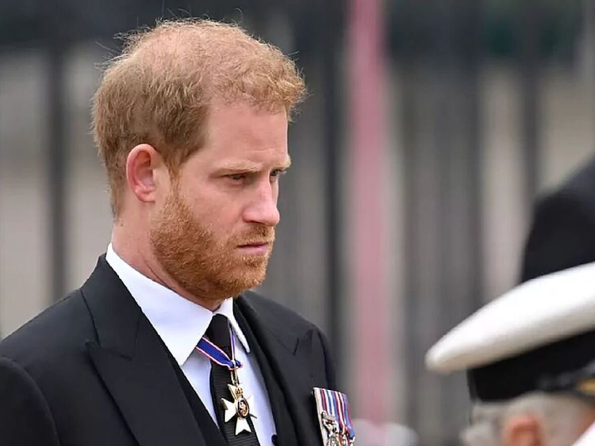 Prince Harry's olive branch to King Charles is seen as a trap despite his  desperation | MARCA