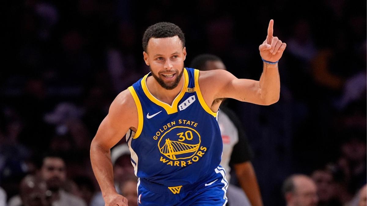 Curry knocks down Doncic (literally) and leads the Warriors’ historic comeback