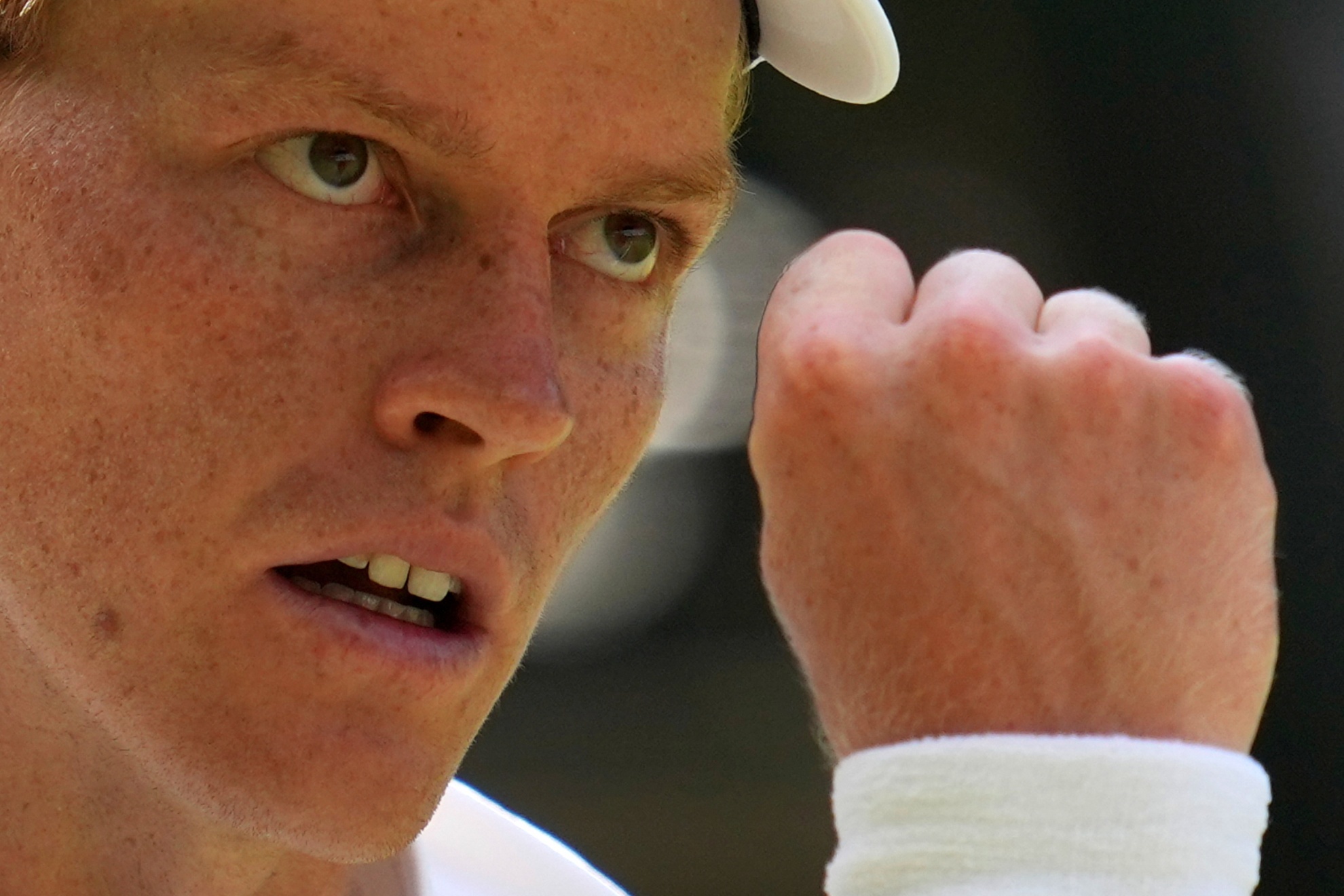 The withdrawal in Cincinnati raises serious doubts about Jannik Sinner's chances of defending the US Open.