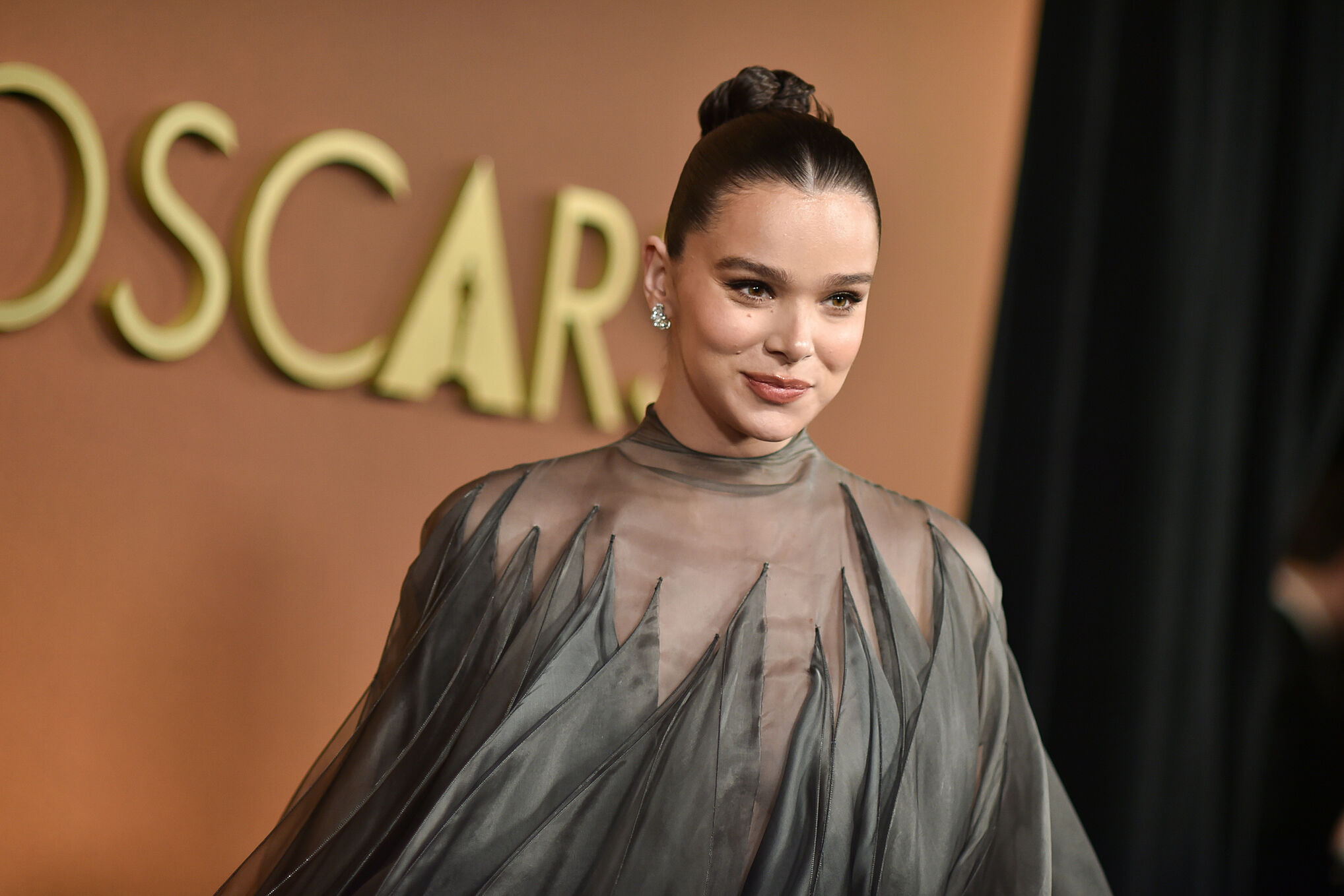 Hailee Steinfeld.