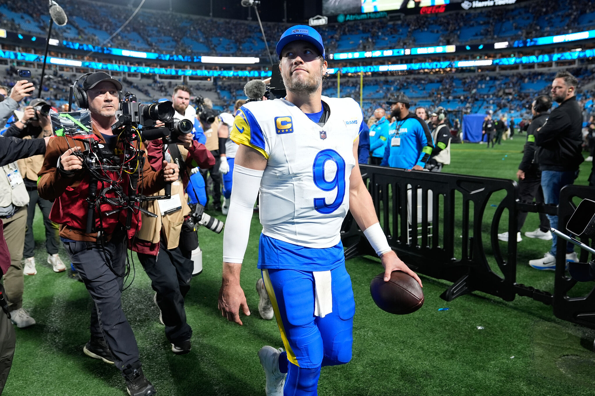 Matthew Stafford on the field.