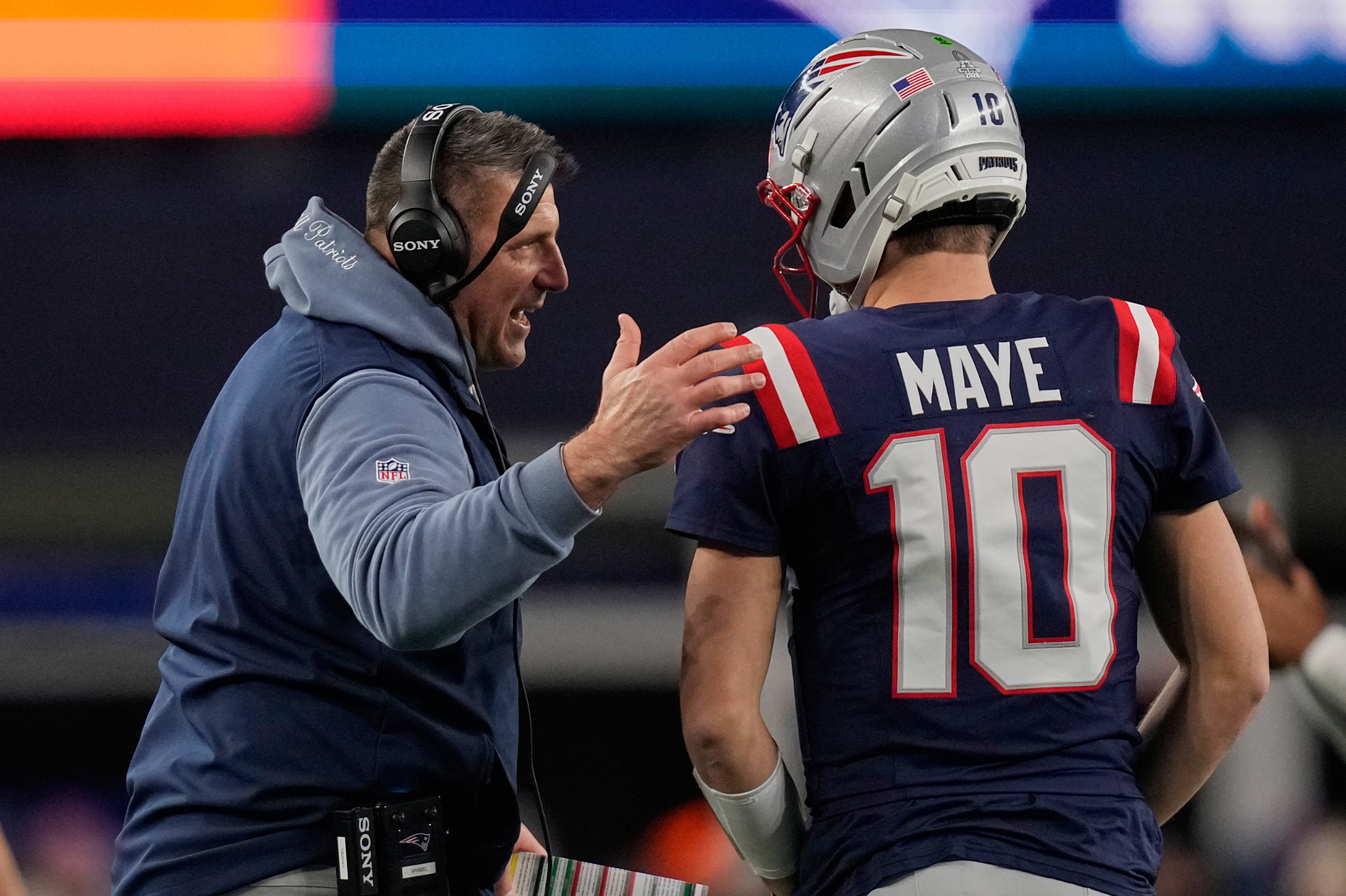 Drake Maye revealed Mike Vrabel's powerful reminder before the Texans game