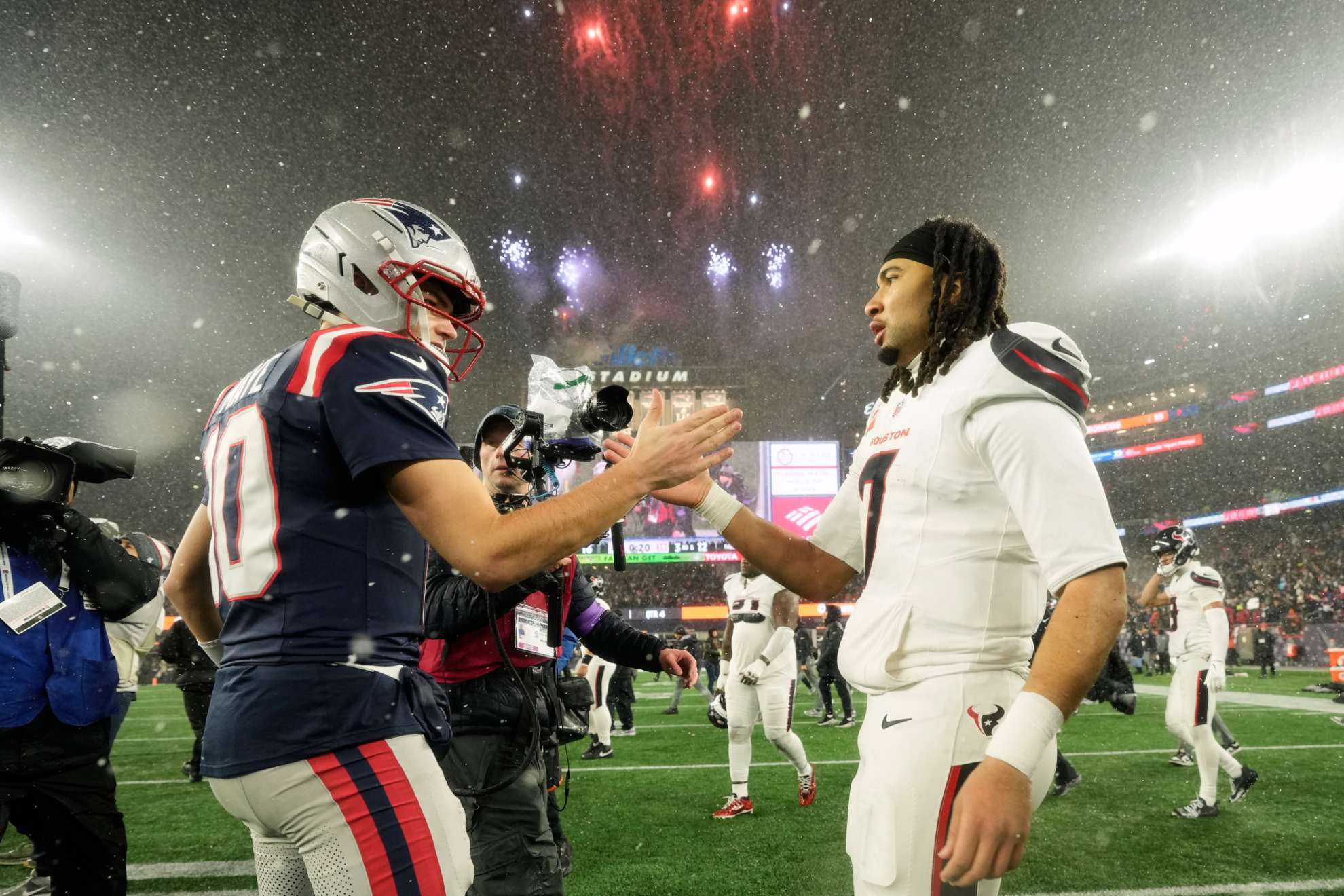 Maye guides Patriots past Texans as emotional postgame image divides social media.