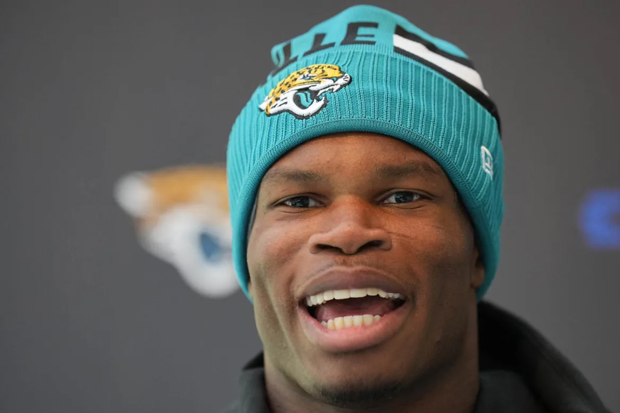 Travis Hunter reportedly did not thank the woman who returned his lost wallet