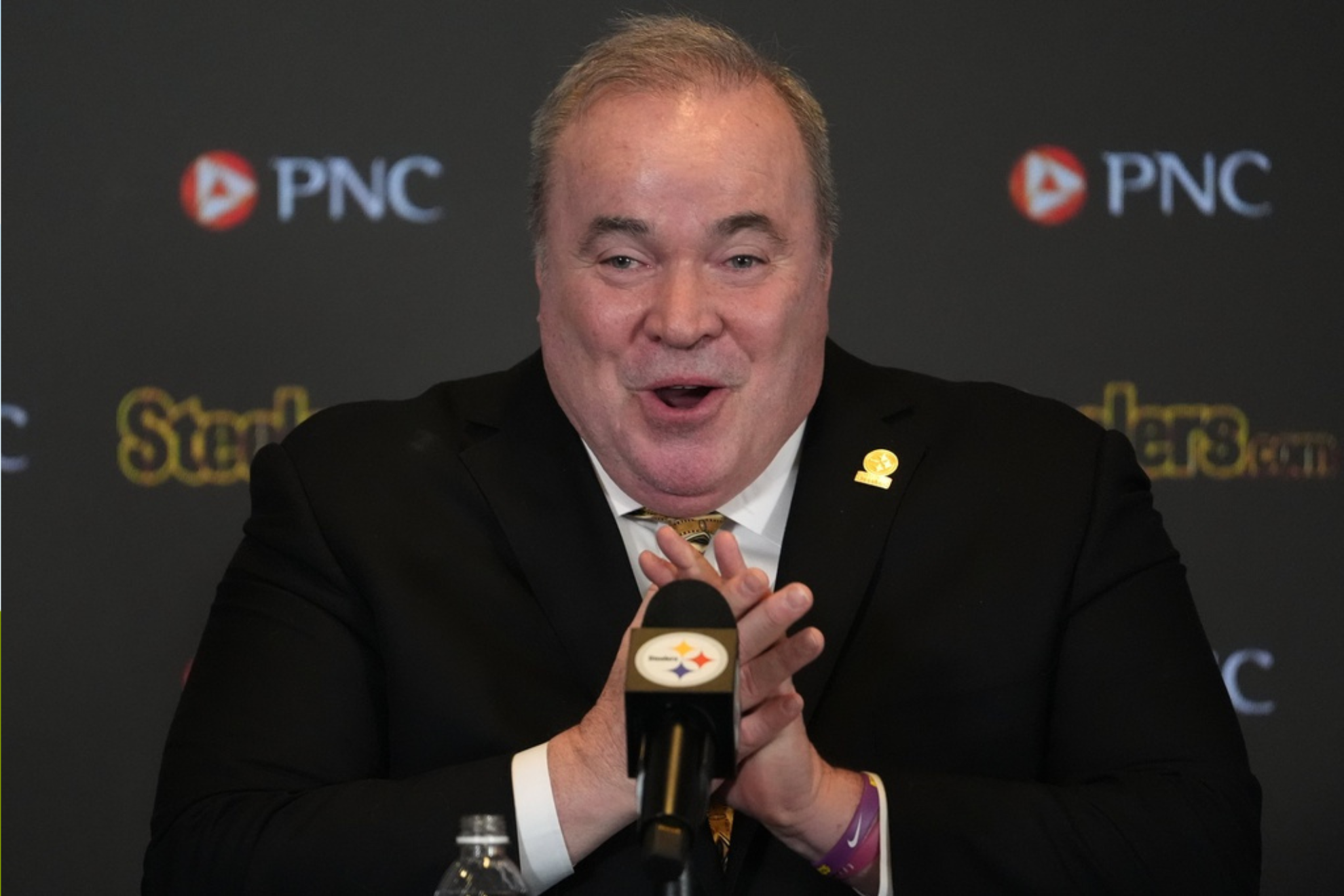 Mike McCarthy meets with reporters after being introduced as the new head coach of the Pittsburgh Steelers