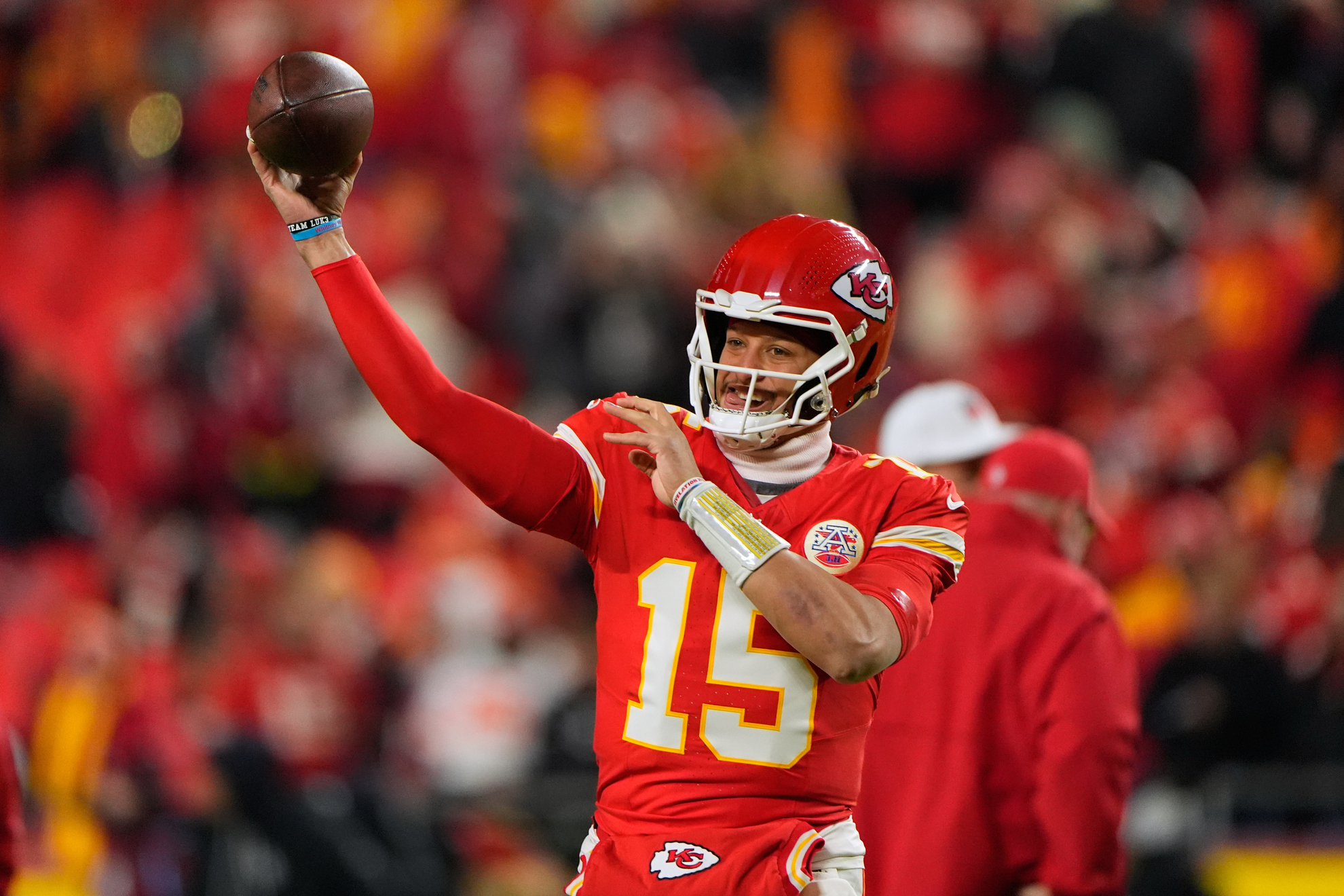 Patrick Mahomes shows significant progress in his recovery, exciting Chiefs  fans | MARCA