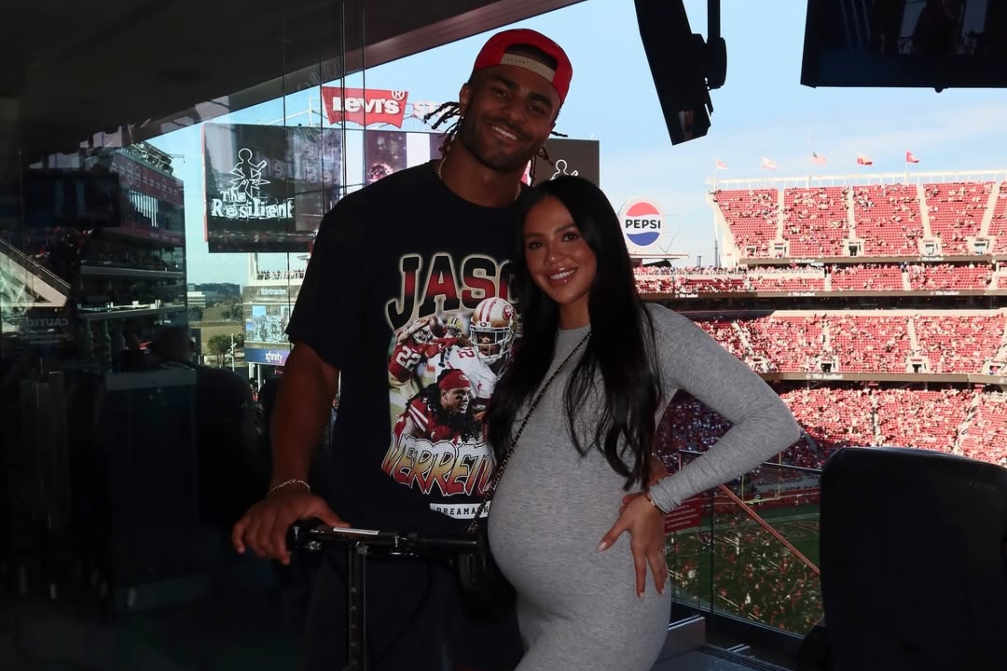 Fred Warner's wife reacts to 49ers' 2026 Mexico City game announcement