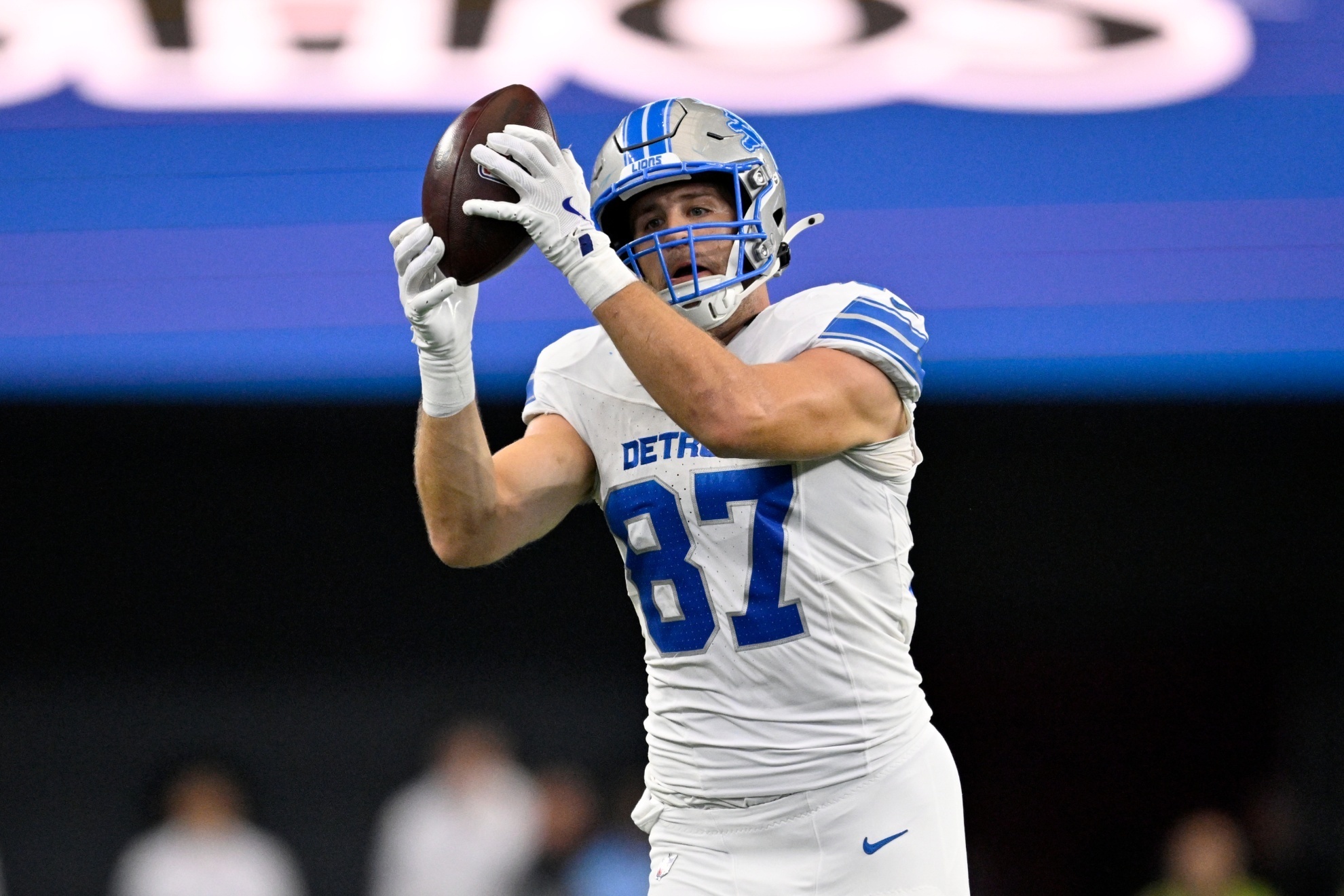 Sam LaPorta of the Detroit Lions could replace Travis Kelce as the Kansas City Chiefs' TE1