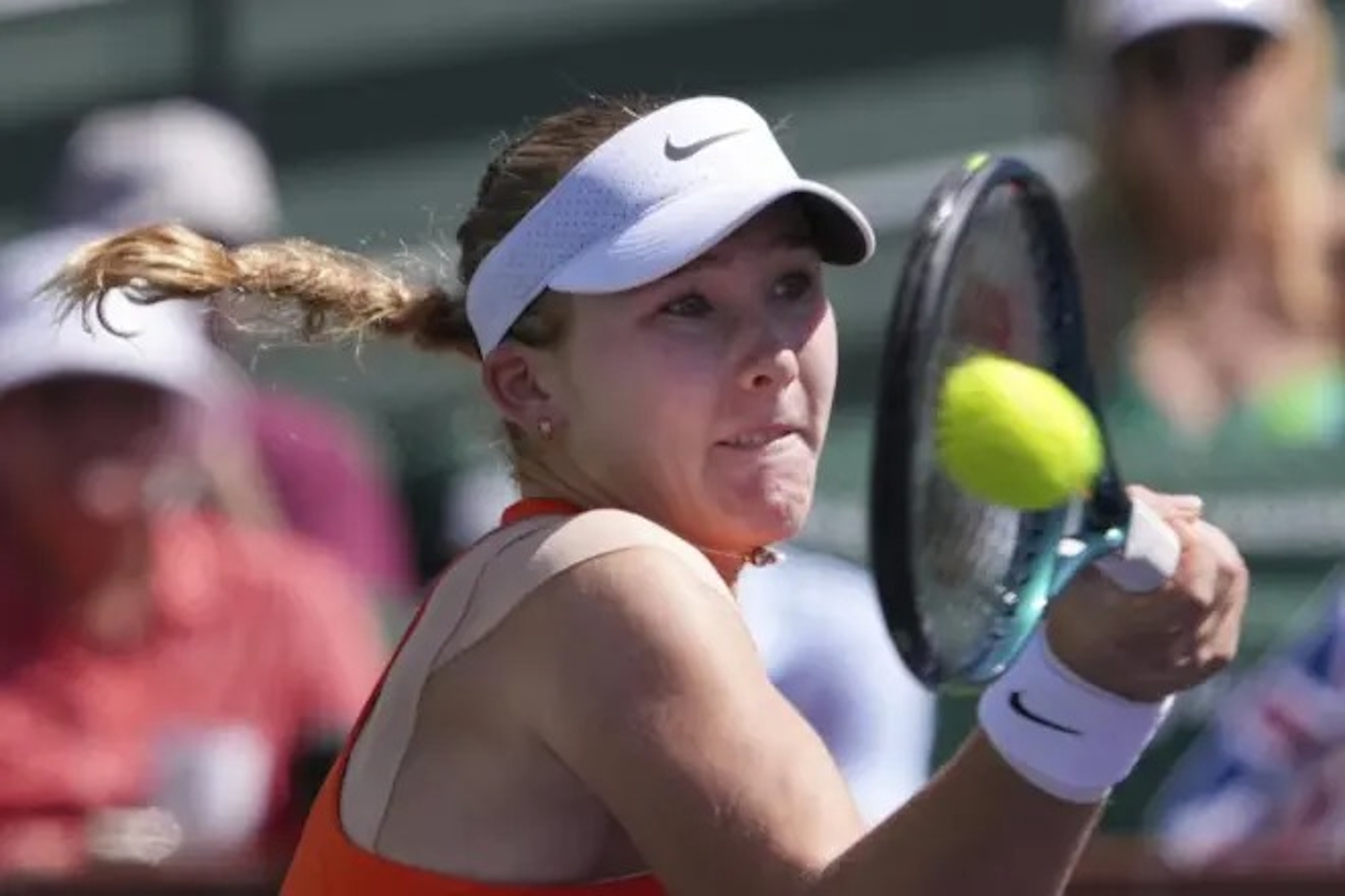 Mirra Andreeva during a match.