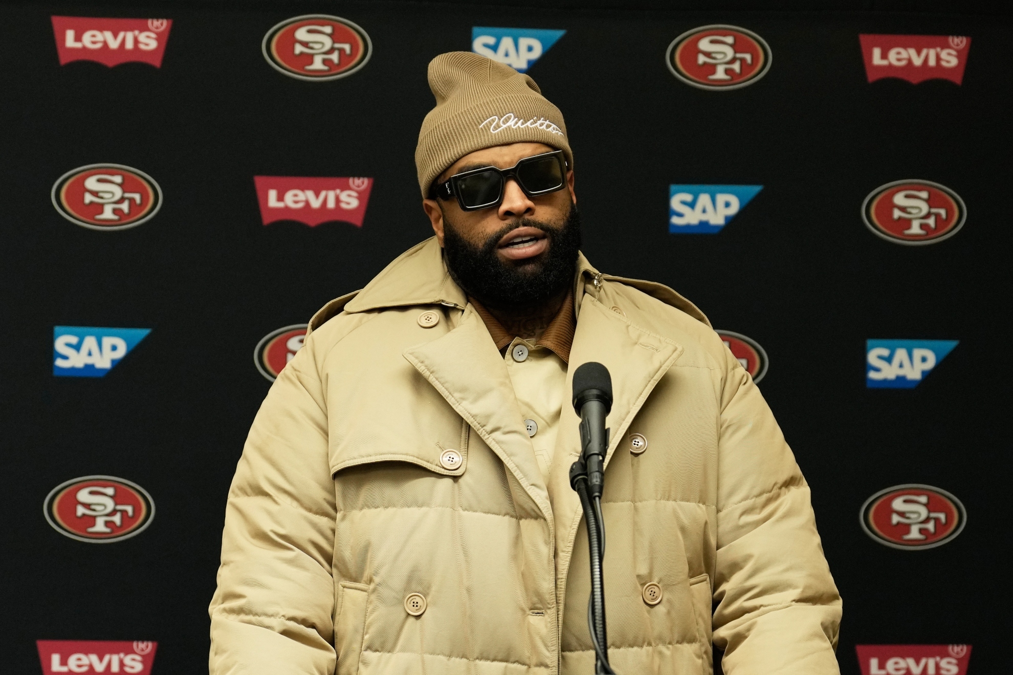49ers make bold Trent Williams contract call before deadline