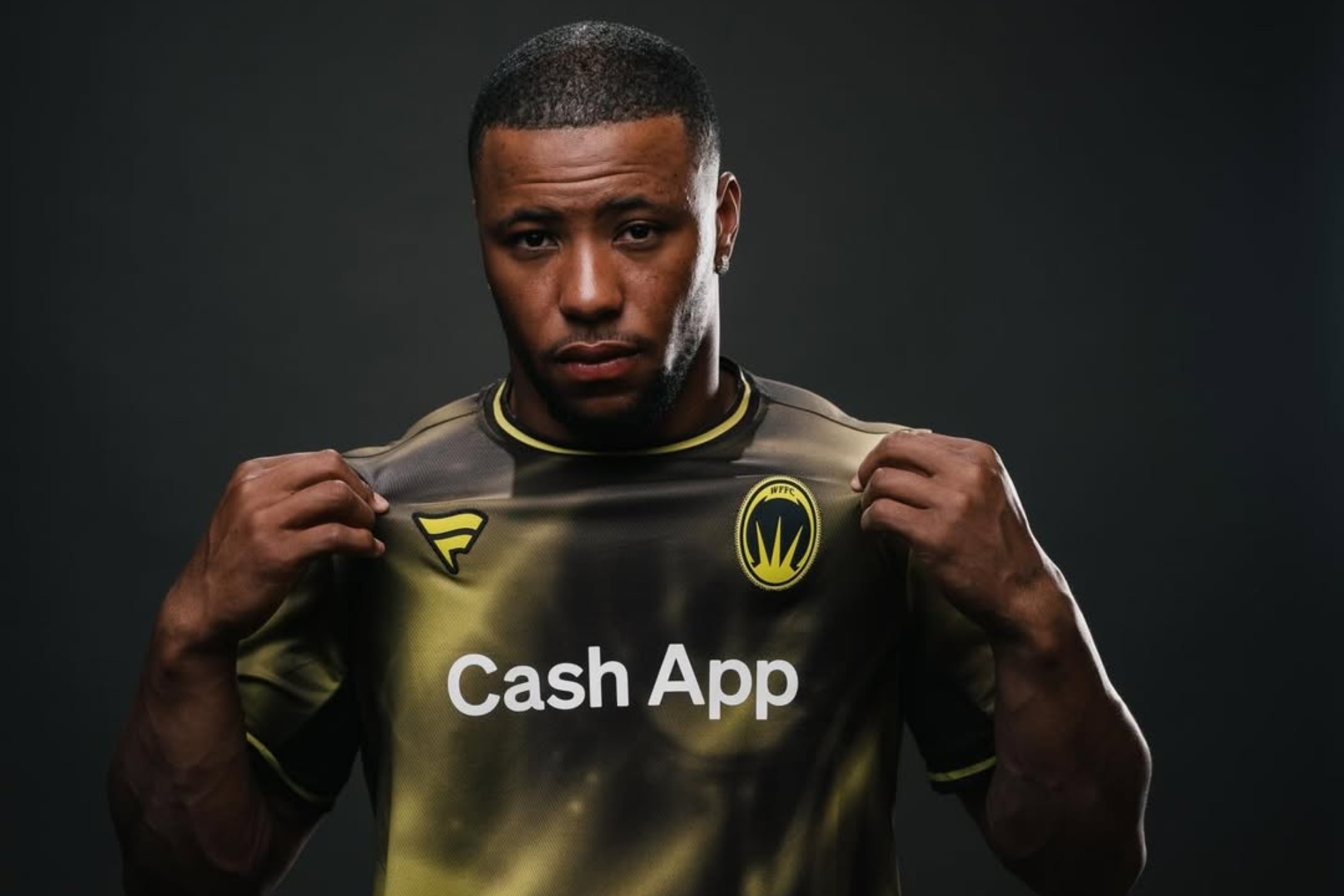Viral practice footage reveals the gap between influencer confidence and elite football speed