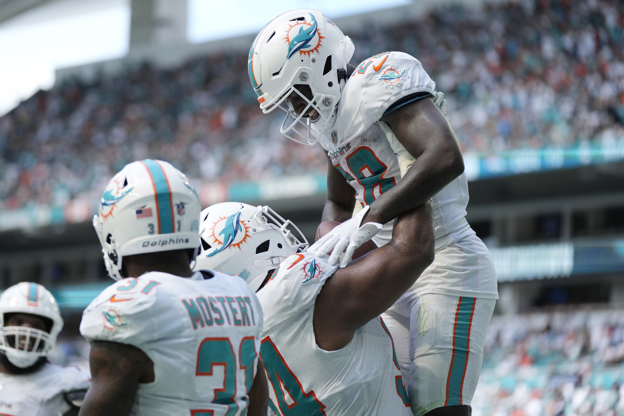 De'Von Achane is no longer untouchable with the Dolphins: Available at the  right price | MARCA