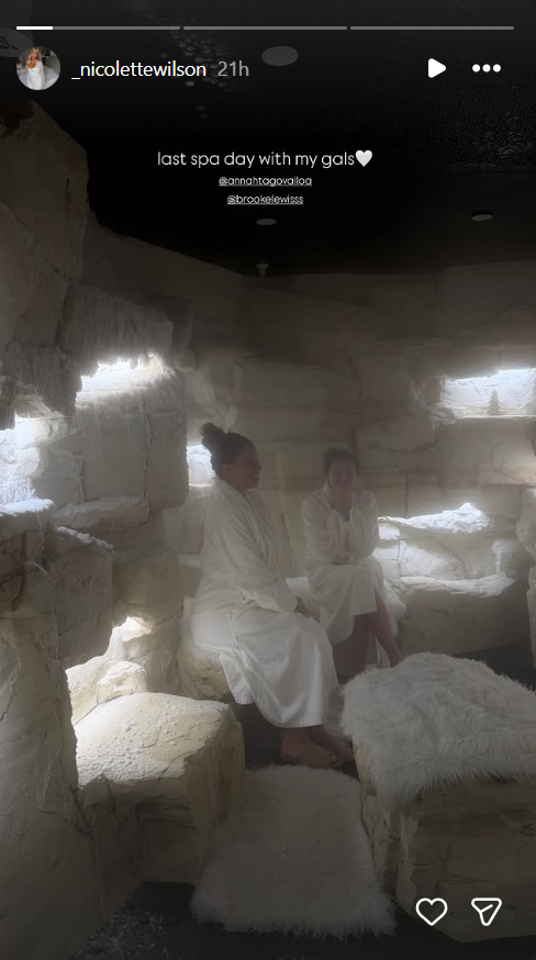 Nicolette and Annah shared one last spa day.