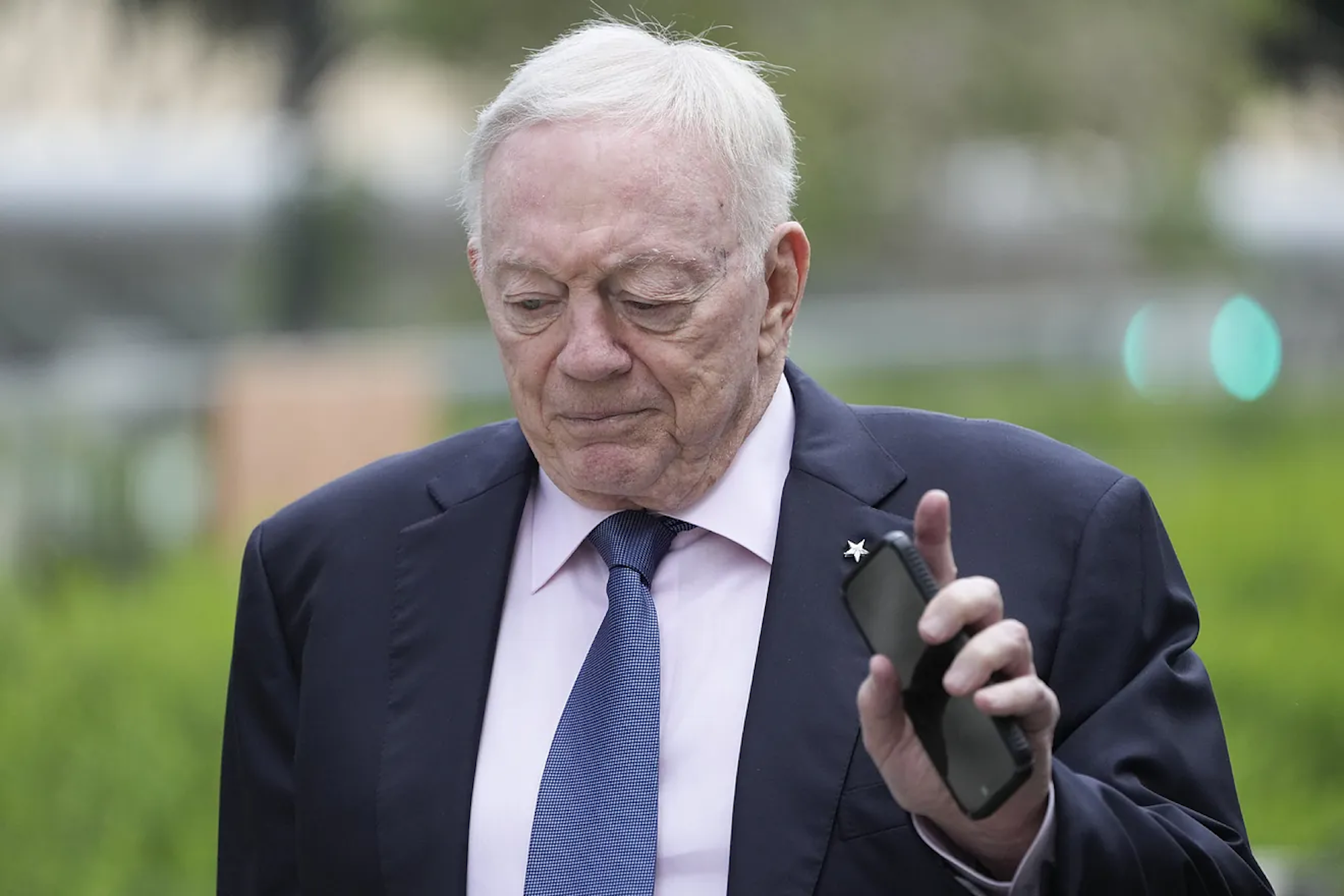 Jerry Jones
