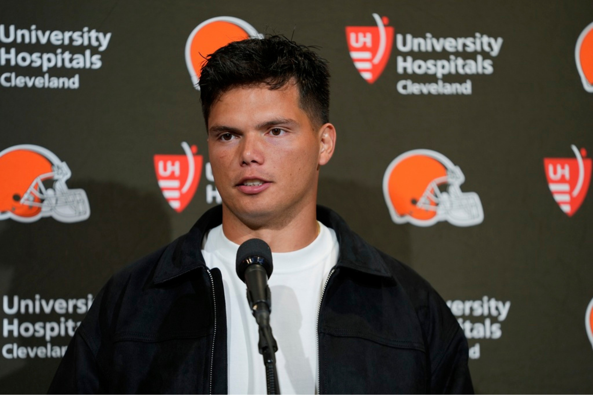 Cleveland Browns quarterback Dillon Gabriel speaks during a news conference