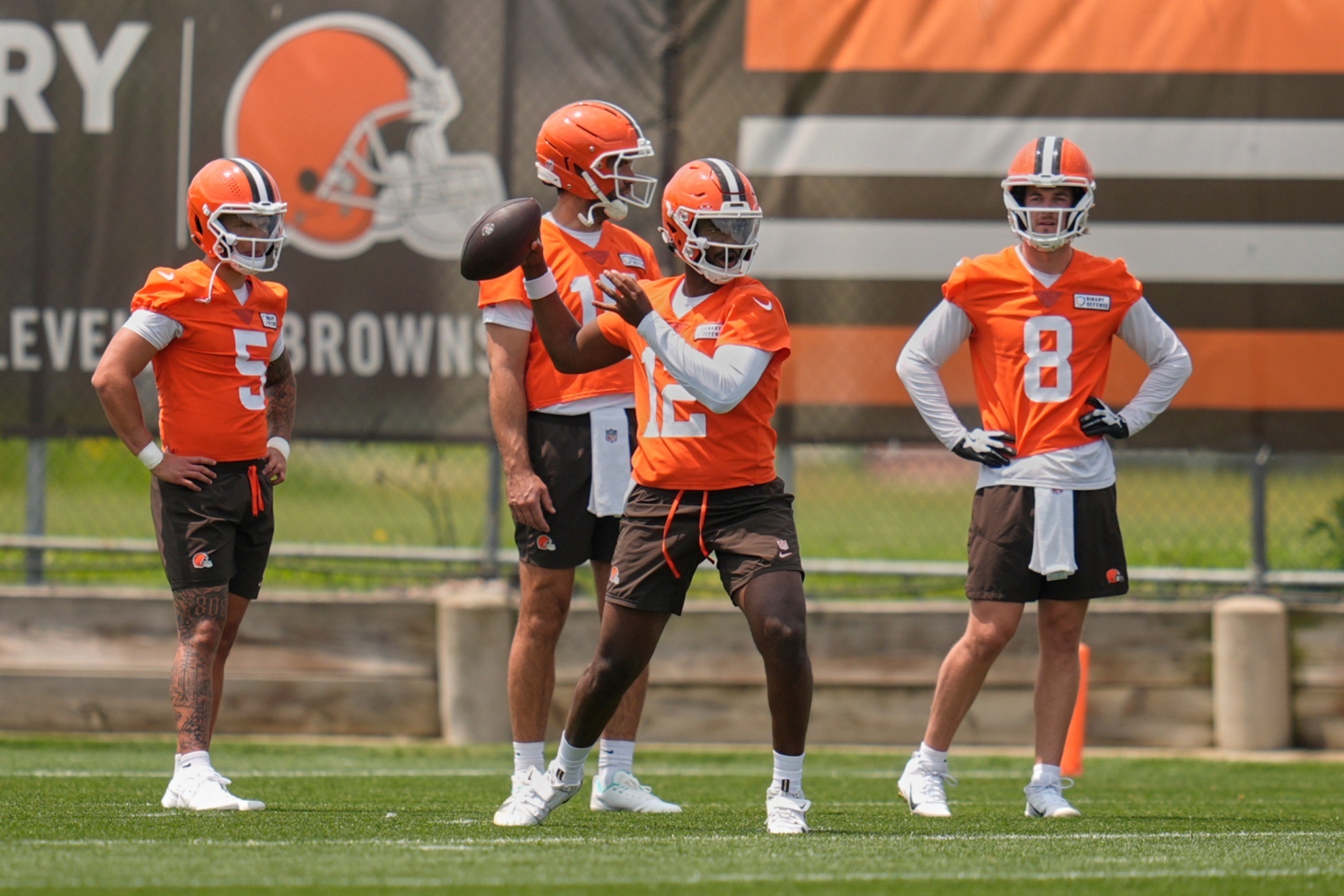 Cleveland's QB Dilemma: Joe Flacco (15) in, But Will Shedeur Sanders (12), Dillon Gabriel (5), or Kenni Pickett (8) survive cuts?