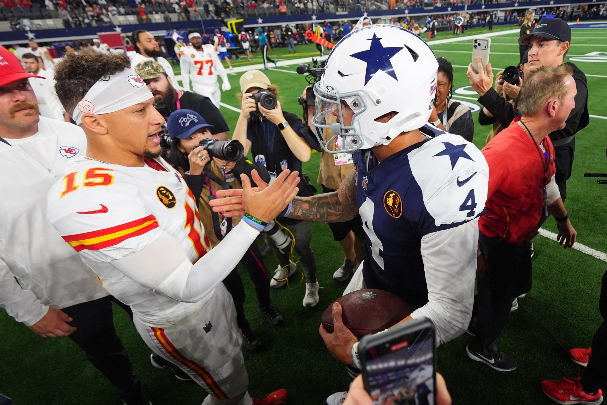 Dallas hands Kansas City a costly loss in a Thanksgiving blowout