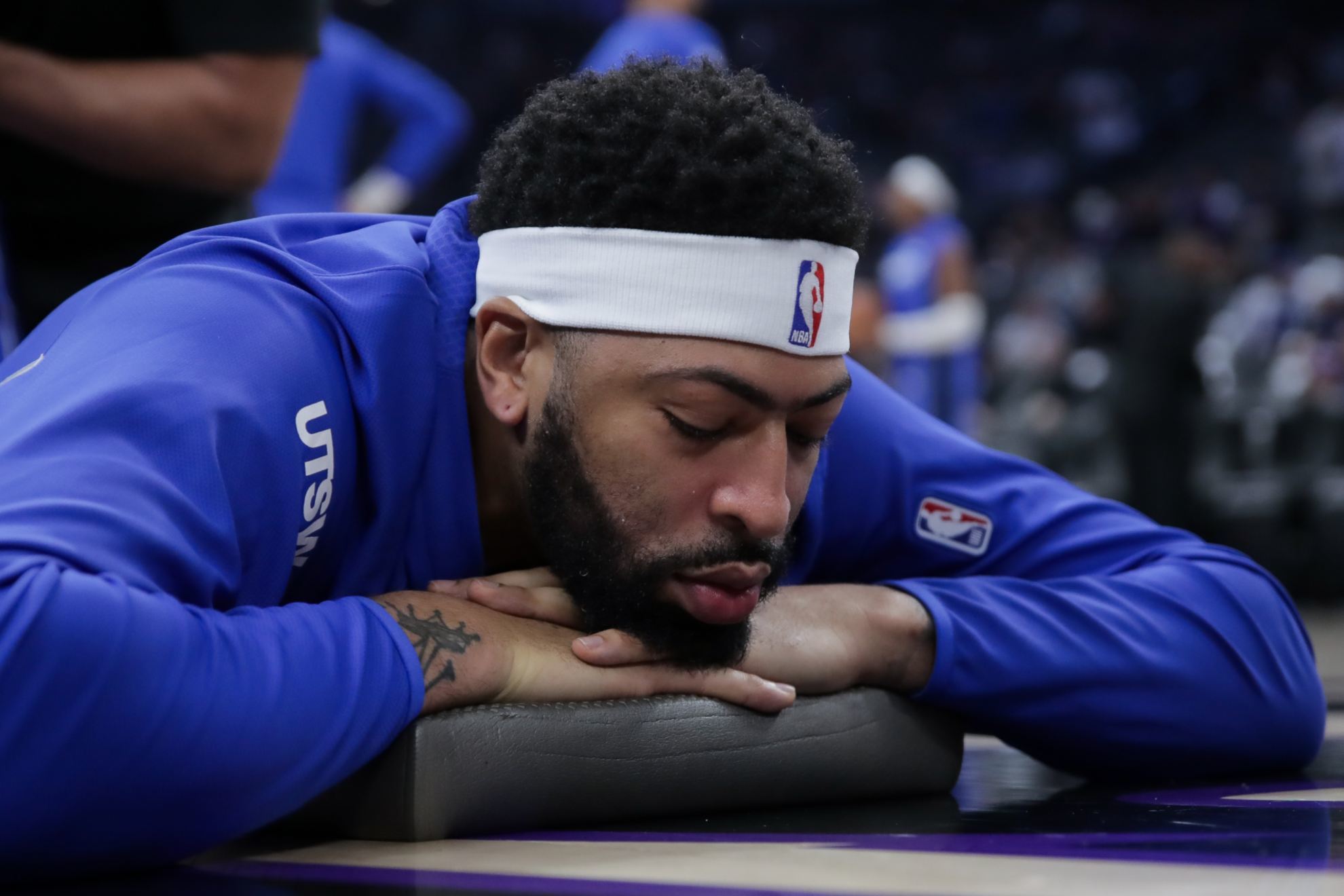 The race for Anthony Davis intensifies with Raptors and Hawks leading the market.