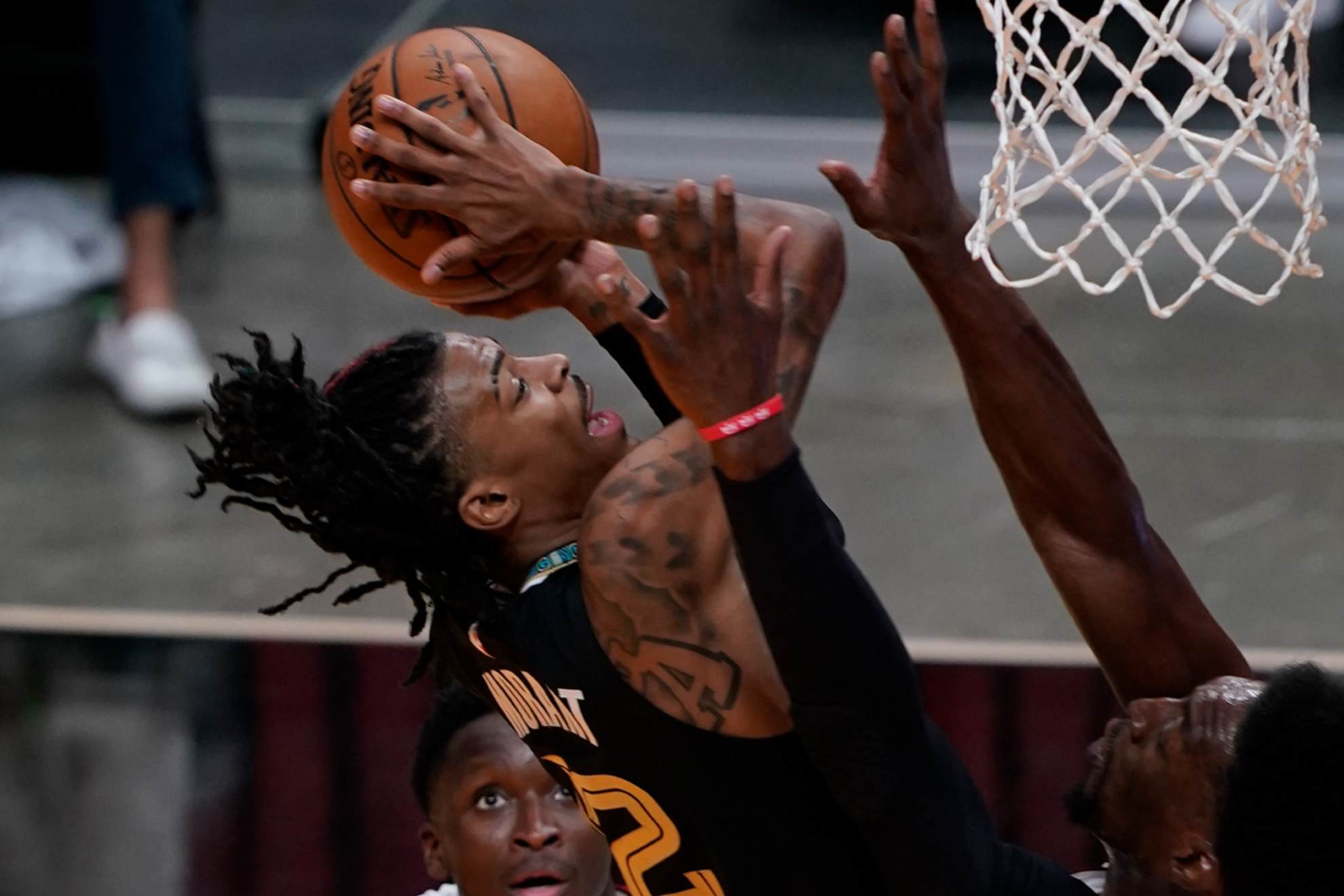 Grizzlies guard faces uncertain scenario before deadline.