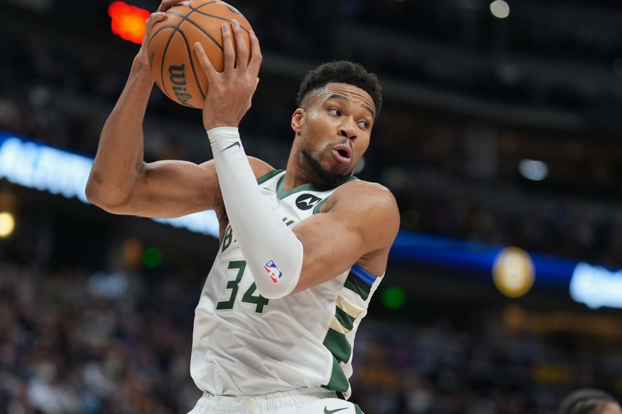 Giannis Antetokounmpo headlines a cautious NBA trade market marked by rumors, injuries and hesitation.