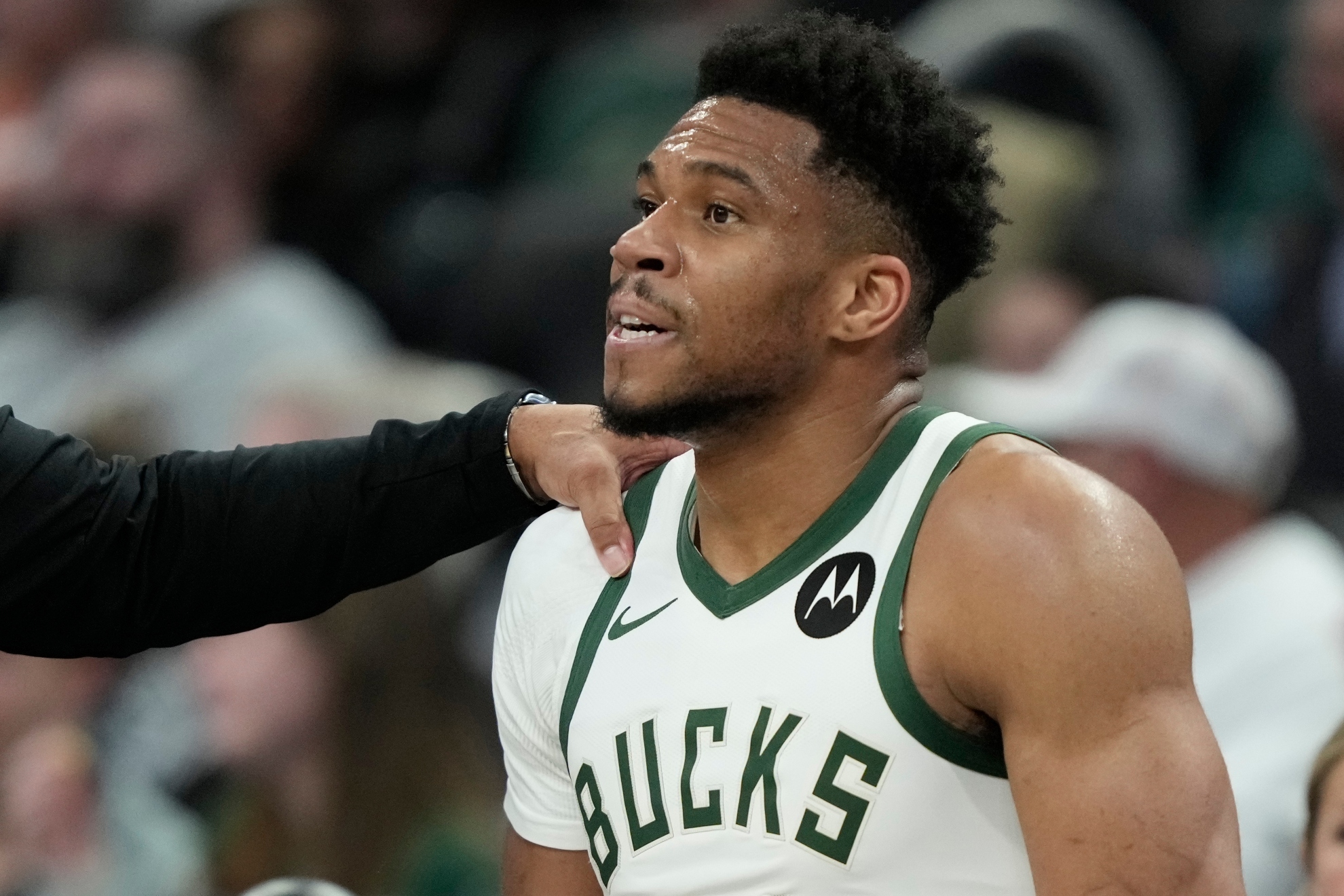 Milwaukee without Giannis vs Atlanta as ankle sprain forces cautious approach