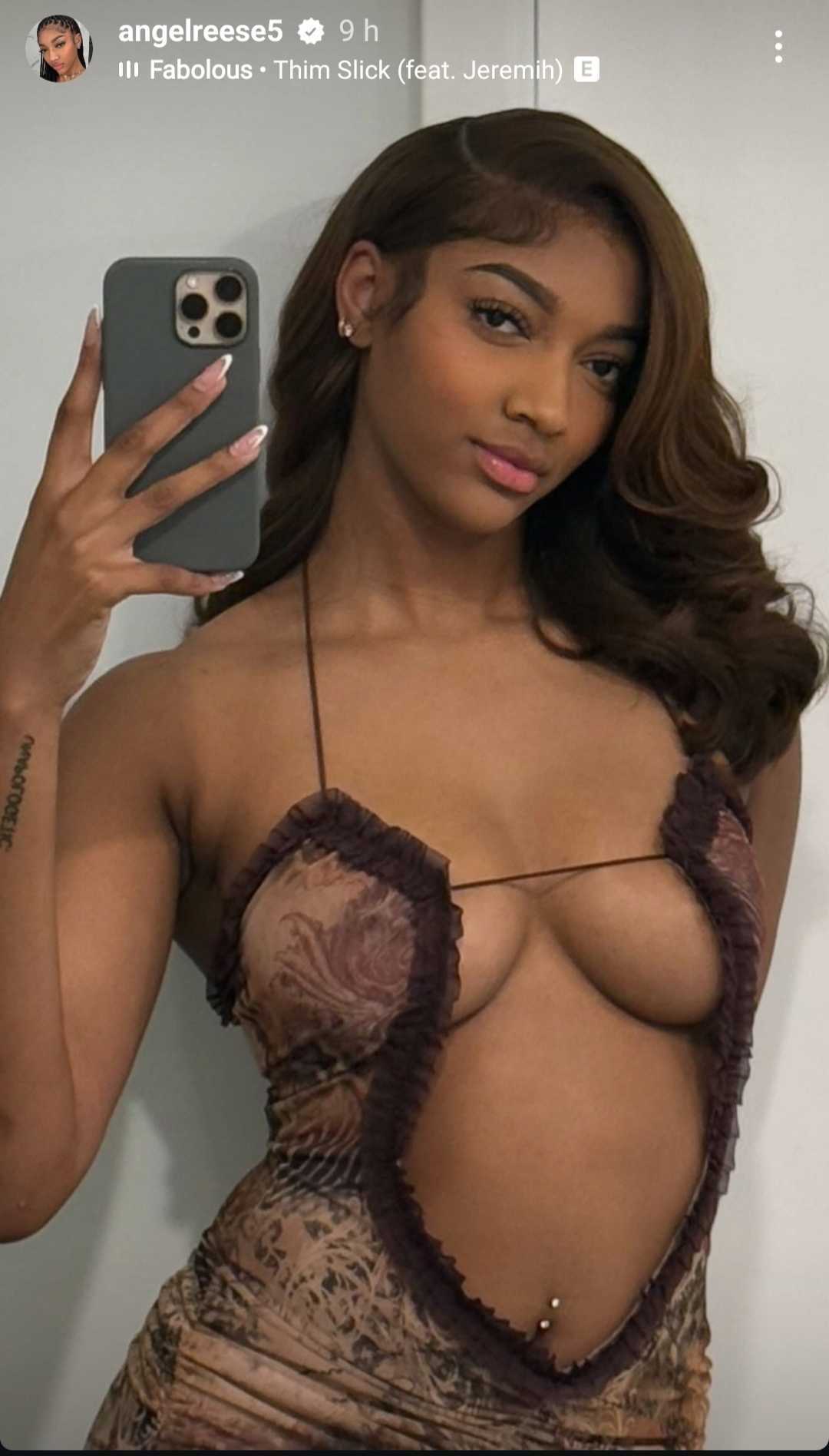 she dresses provocatively 60 of the Most Scandalous Dresses of All Time