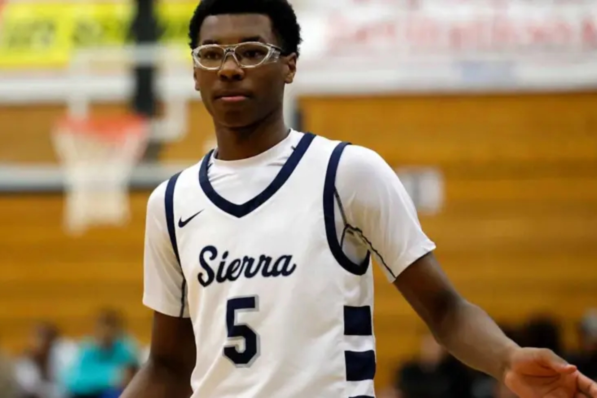 Bryce James, en un partido con Sierra Canyon High School.