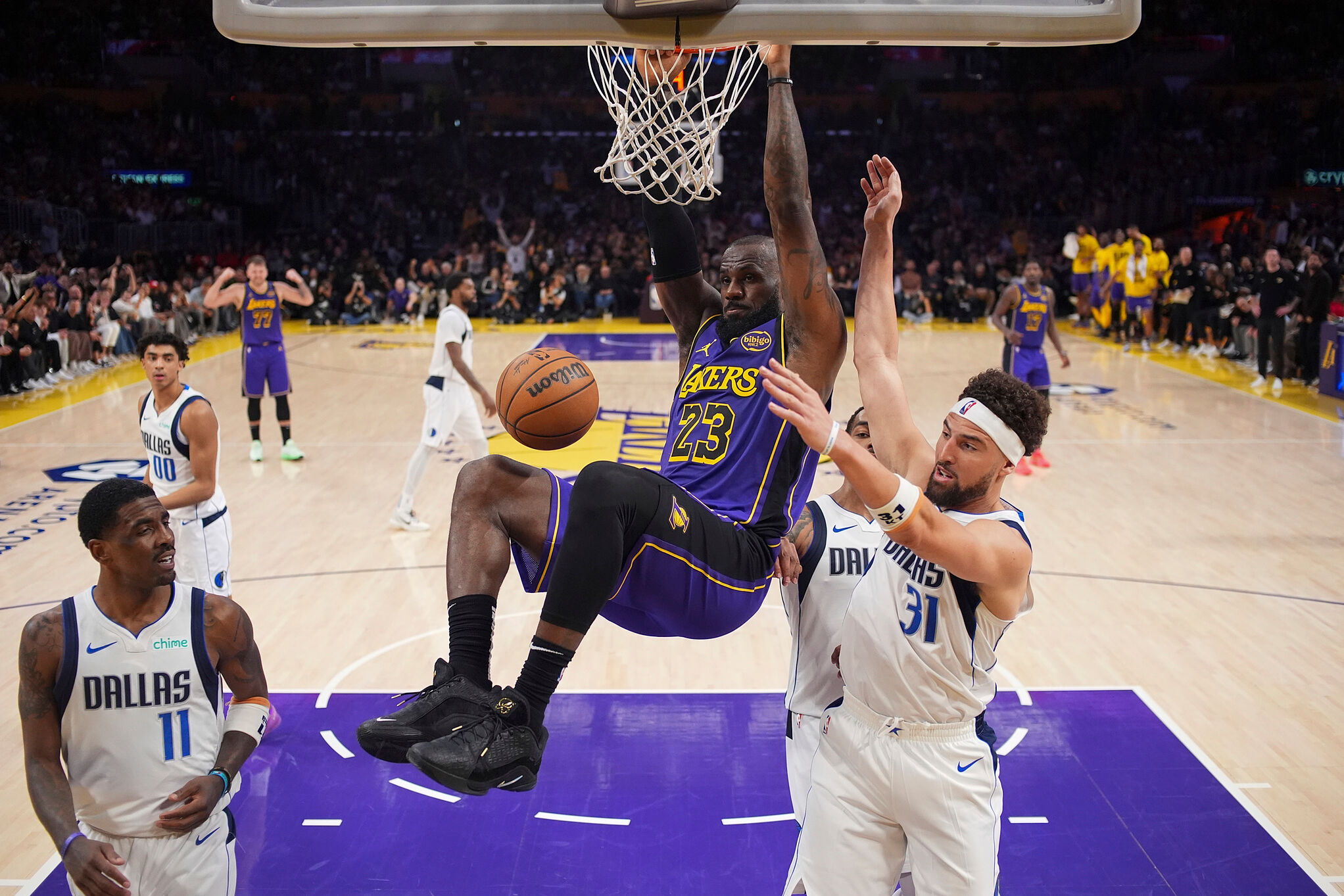 LeBron James postgame troll leaves Mavericks fans fuming after Lakers ...