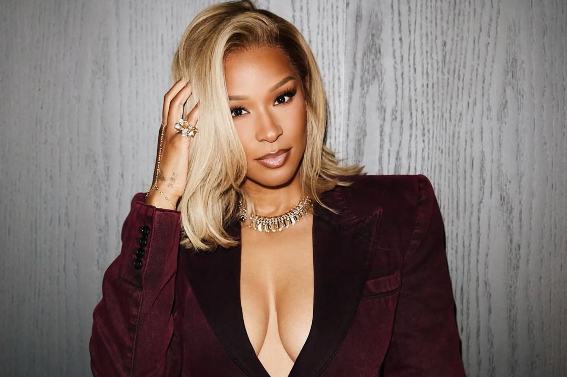 INSIDE SAVANNAH JAMES’ IMPRESSIVE TRANSFORMATION AND HER JOURNEY TO A STRONGER, HEALTHIER LIFESTYLE