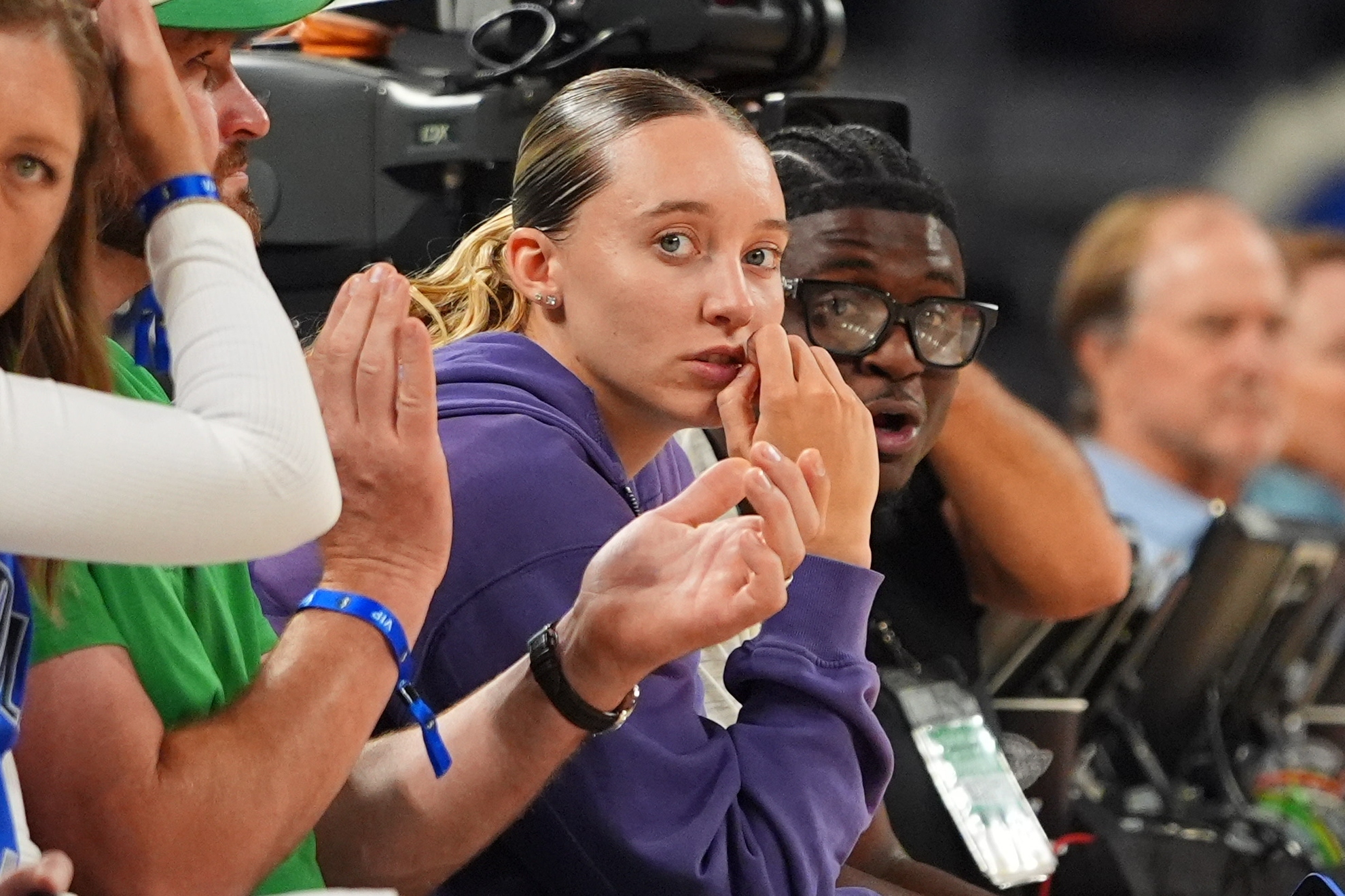 Paige Bueckers Makes a Surprise Visit to Support Azzi Fudd and the Huskies