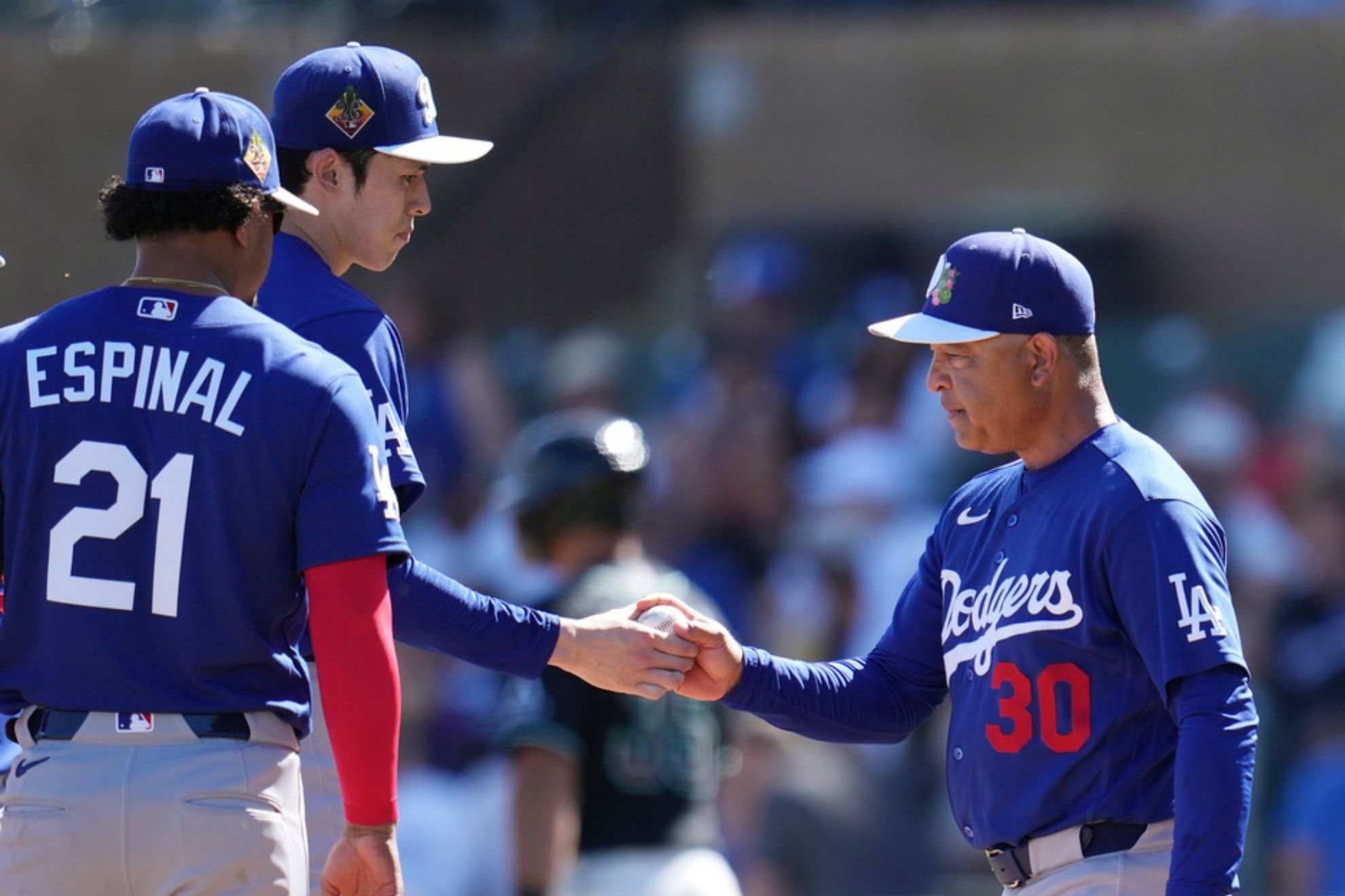 Roki Sasaki & Dave Roberts - Los Angeles Dodgers Baseball