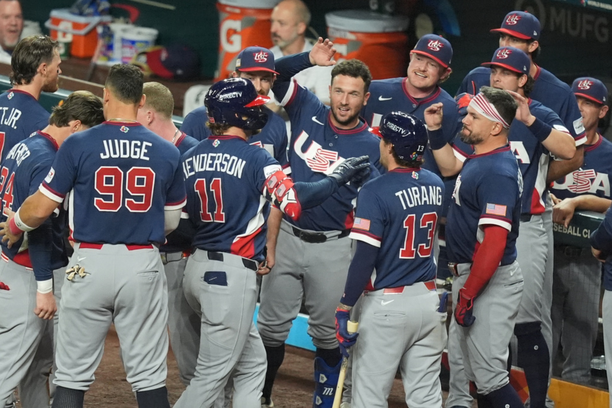 The United States defeated the Dominican Republic 2-1 in the WBC semifinals.