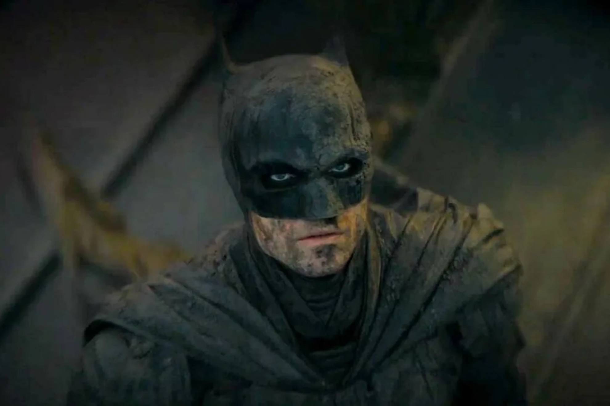 Robert Pattinson as Batman Lapresse