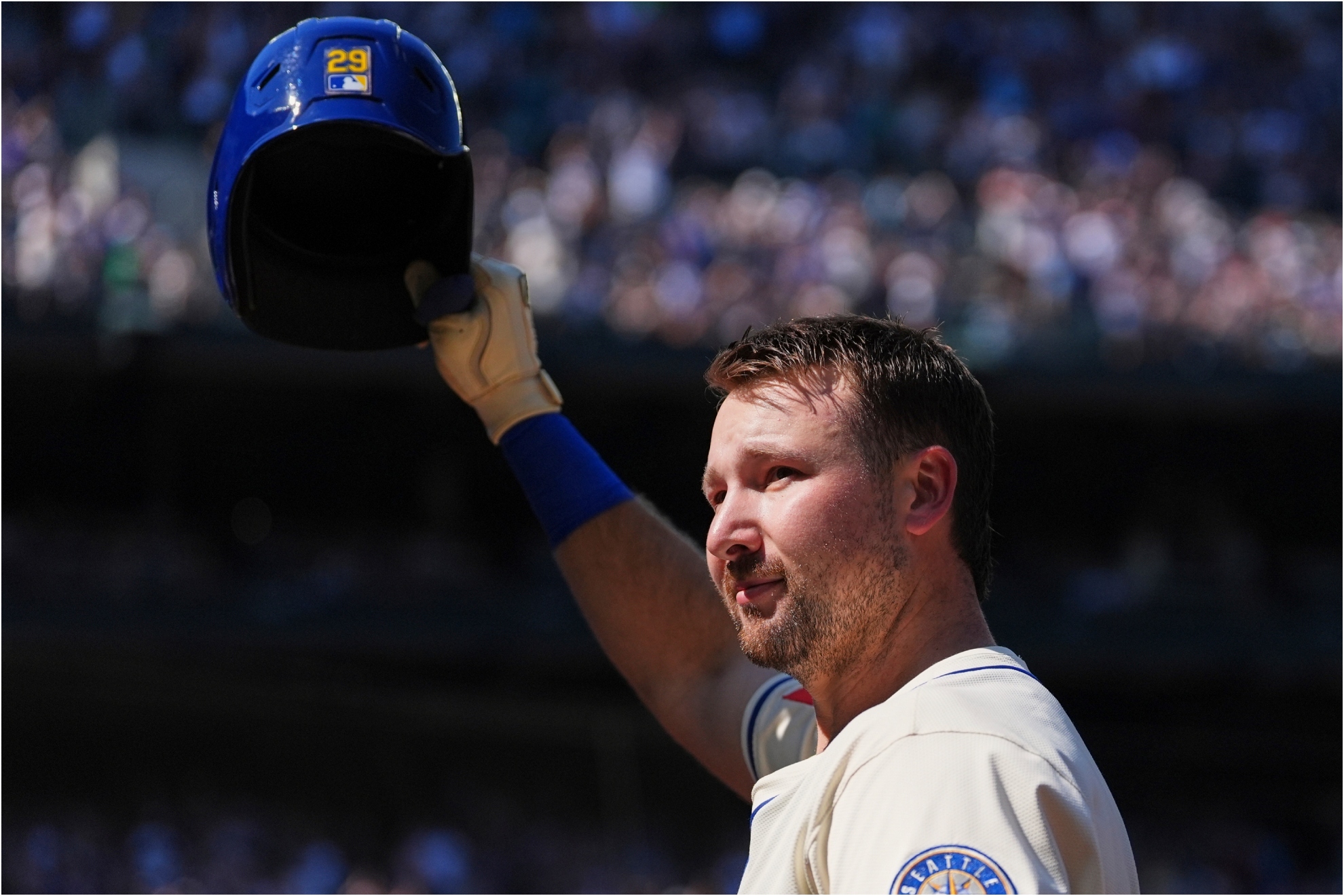 Cal Raleigh, Seattle Mariners catcher, sets new MLB home run record | MARCA