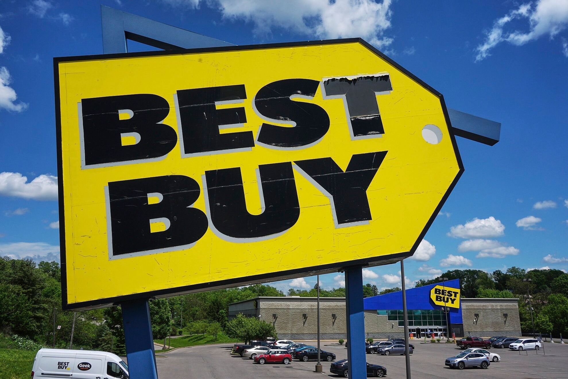 Best Buy store in Bethel Park, Pa., May 15, 2025. (AP Photo/Gene J. Puskar, File)